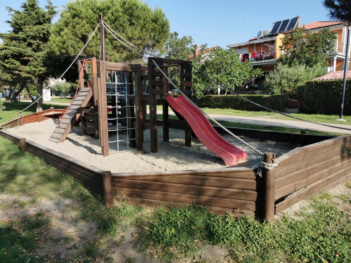 Nina Deluxe Superior 5 Star Apartment, Your Piece Of Heaven By The Sea & Park Novigrad  Екстер'єр фото